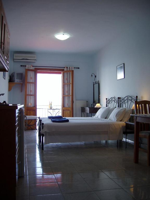 Anniska Hotel Kardamyli Quarto foto